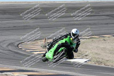 media/Jan-15-2026-Racers Edge (Thu) [[dfebeb70ab]]/3-B Group/Session 2 (Bowl Exit)/